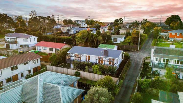 101 Royal Road Massey_28