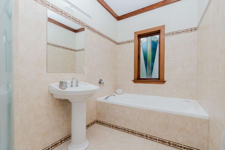 14 East Street Claudelands_19