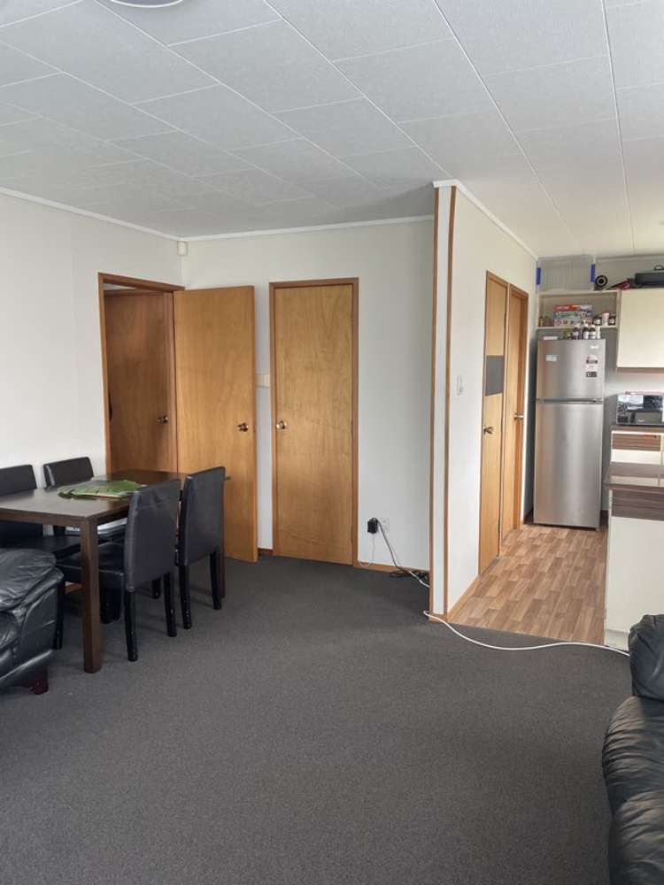 2/1 Matua Place Clendon Park_9