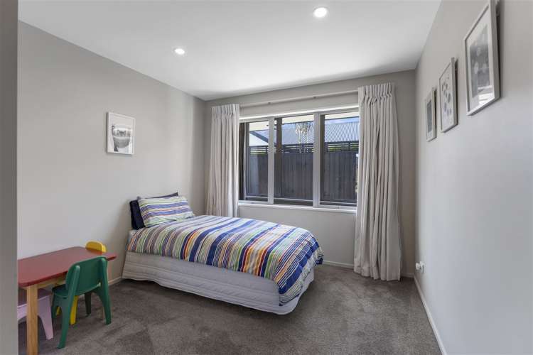 6 Hadlow Place Burnside_10