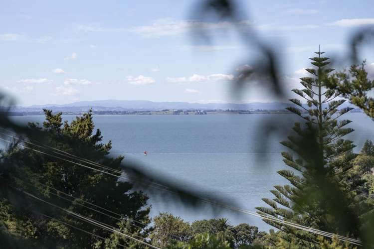 3 Laingholm Drive Laingholm_23