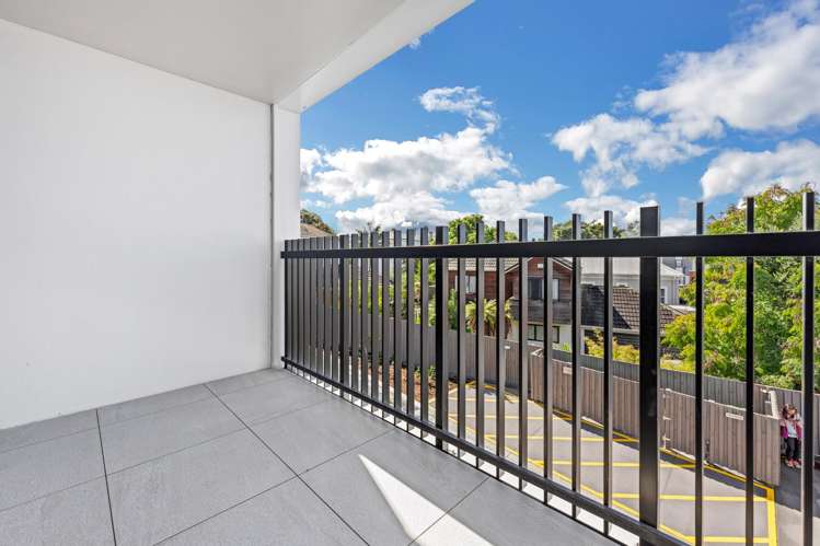 7A & 7B/124 Taylors Road Mount Albert_7