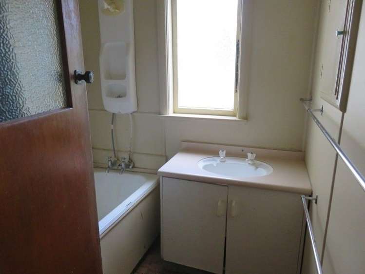 28 Great North Road Waipawa_16