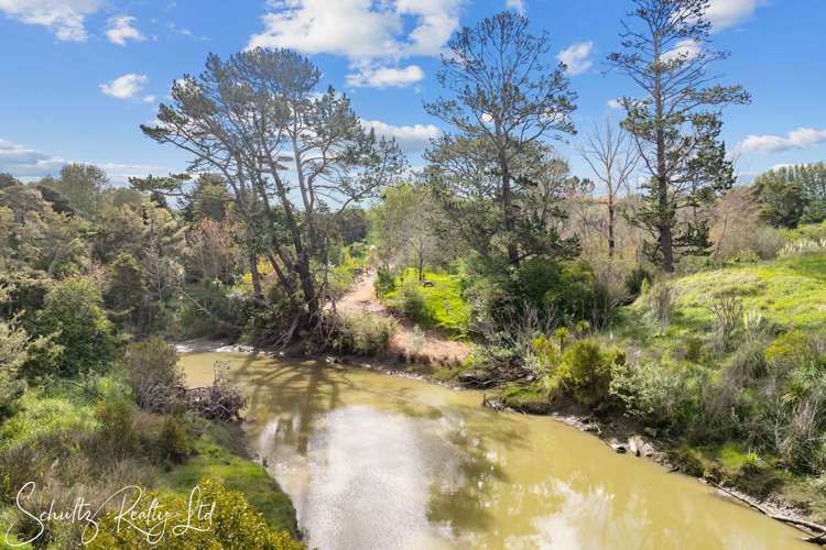 11 Te Pahi River Drive Paparoa_47