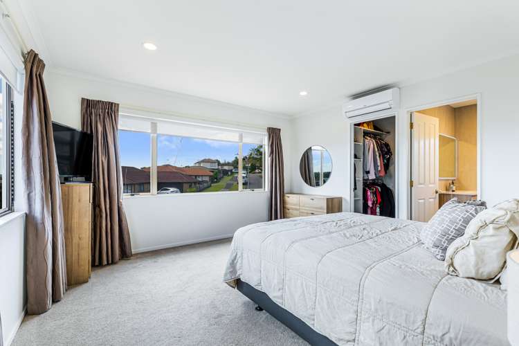 54 Black Teal Close Unsworth Heights_17