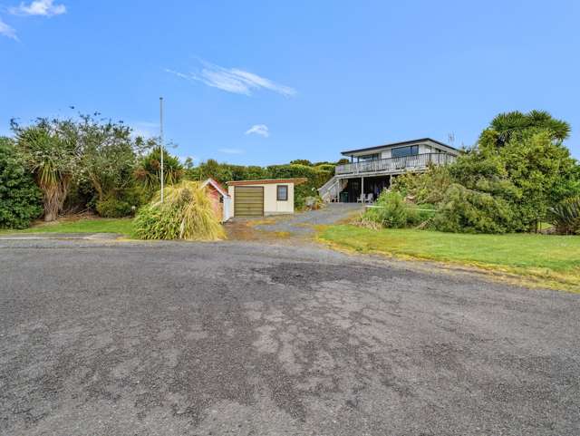 25 & 27 Totara Street Kaka Point_3
