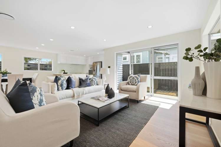 4 Oak Street Royal Oak_3