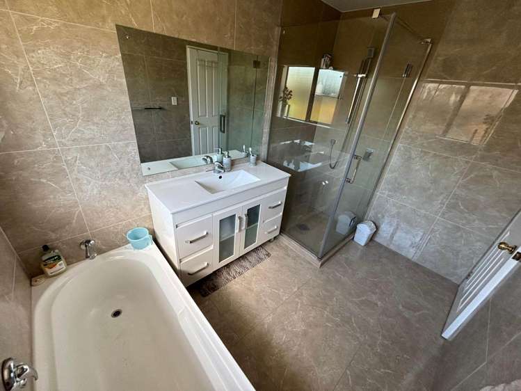 25 Moss Crescent Takanini_16