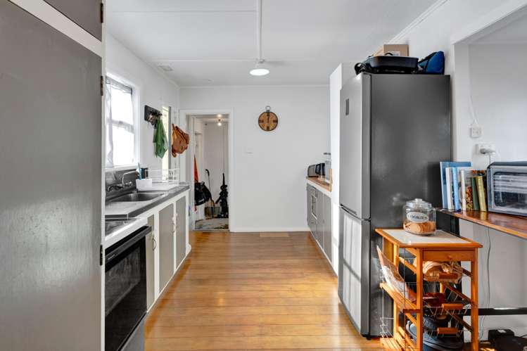 2 Gladstone Street Hawera_7