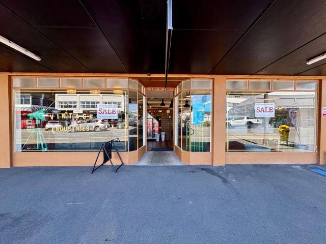 207 Devon Street East New Plymouth_1