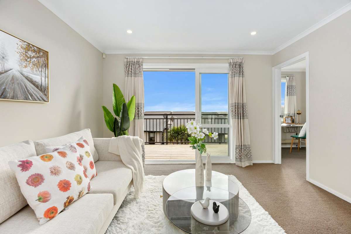 60 Arrowsmith Drive_2