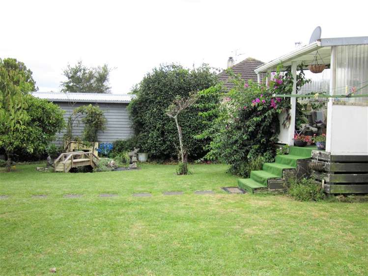 88 Thames Road Paeroa_12