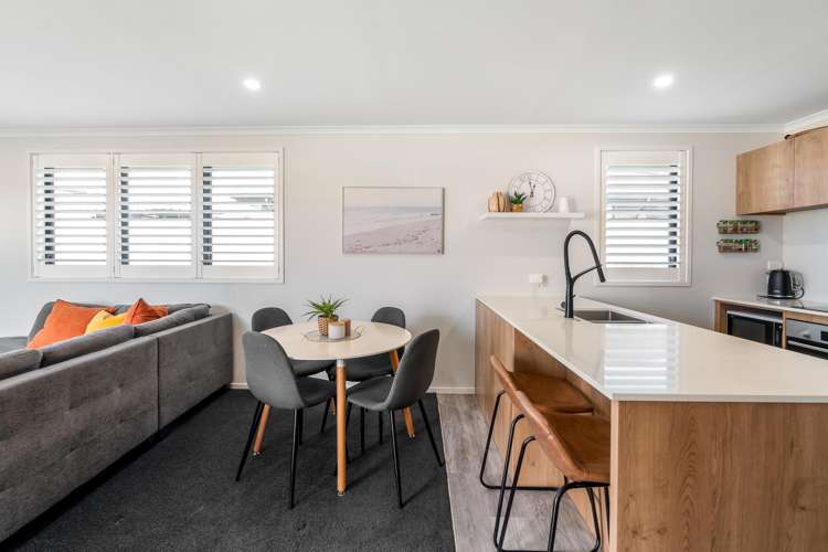 8 Cabernet Court_0