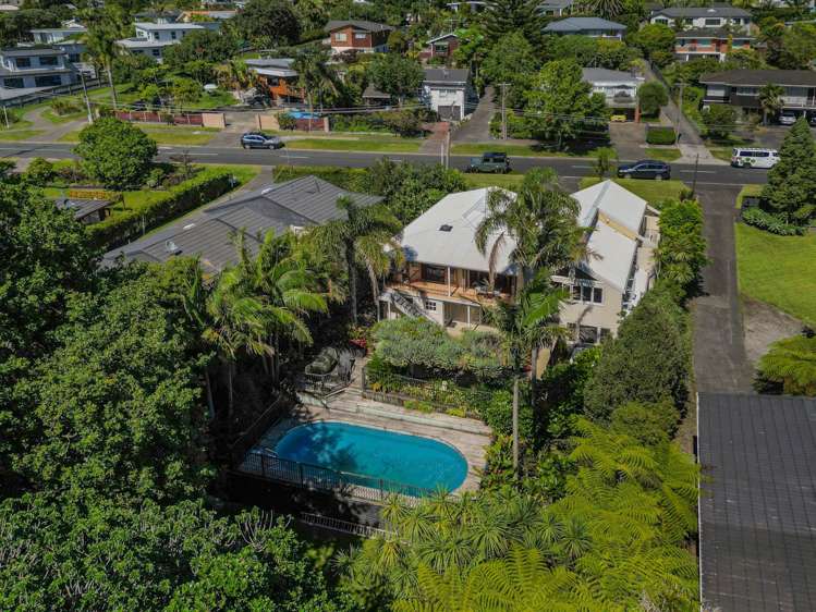 29 Lyons Avenue Murrays Bay_36