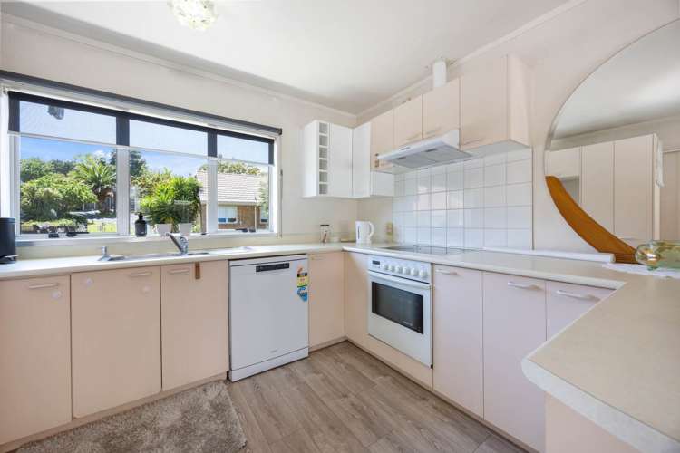 3A Central Park Drive Te Atatu South_8