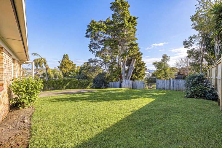 38 Angelo Avenue Howick_21