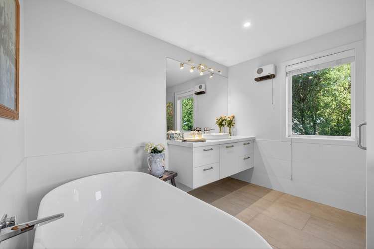 24 Hillplough Heights Richmond_14