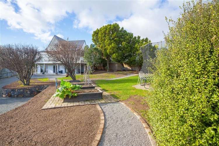 23 James Drive Diamond Harbour_13