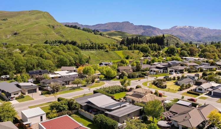 52 Sylvan Street Lake Hayes Estate_3