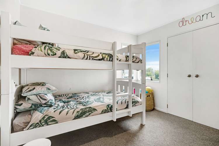 4 Tiroroa Avenue Te Atatu South_10