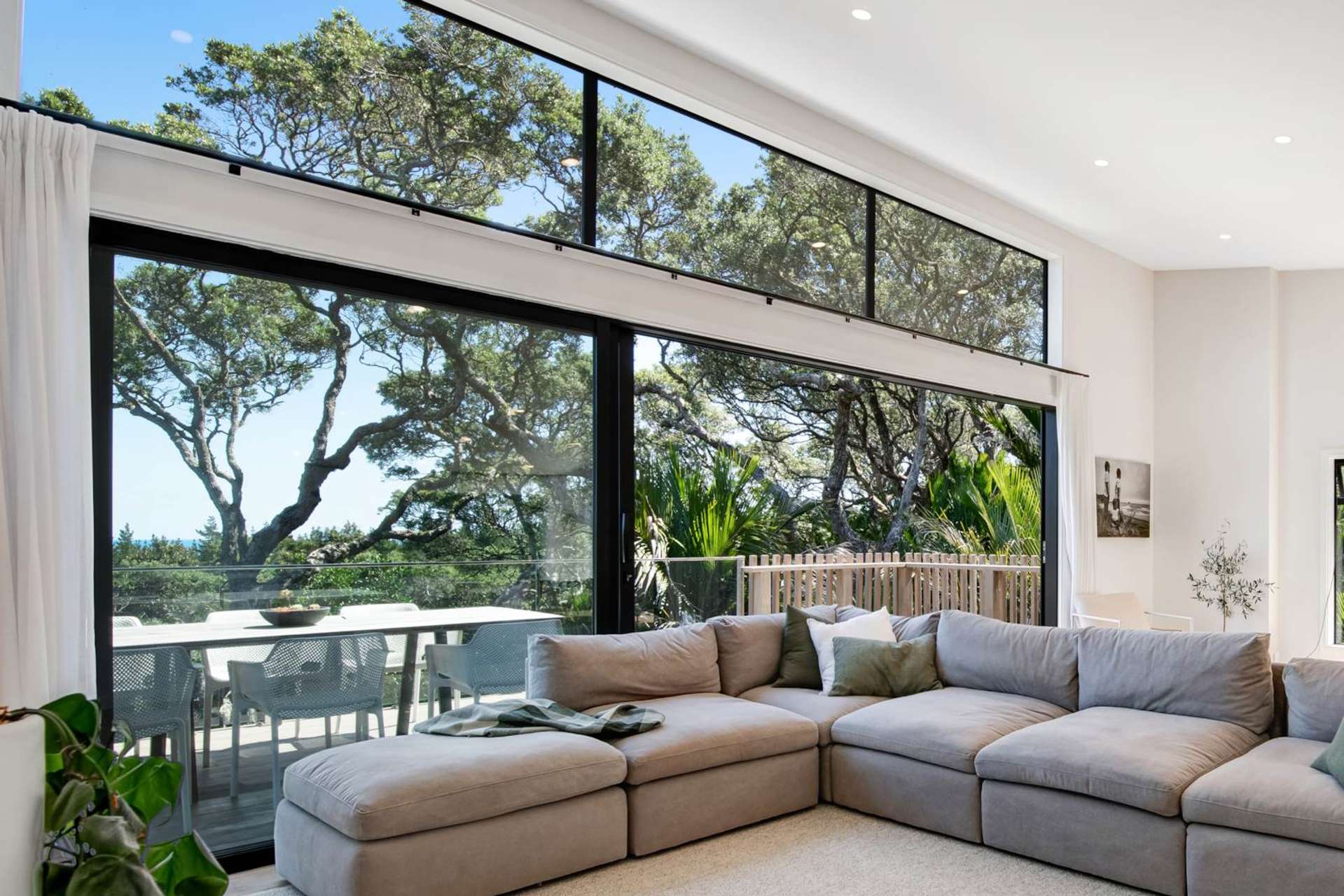 167 Motutara Road Muriwai_0