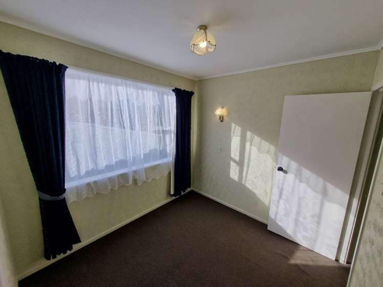 52 Hobart Crescent Wattle Downs_7
