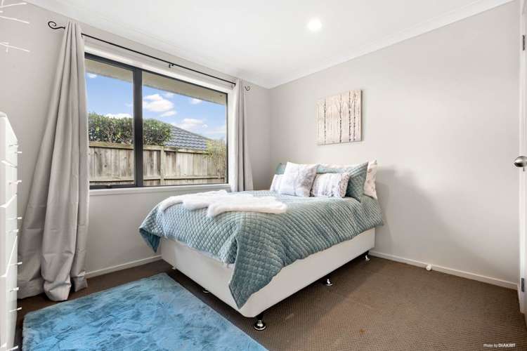 23 Constellation Avenue Beachlands_12