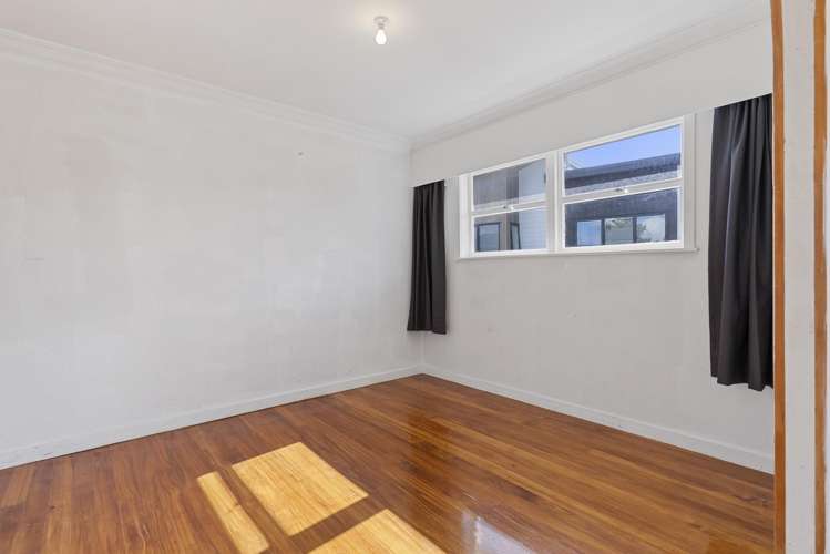 83 Matipo Road Mairangi Bay_13