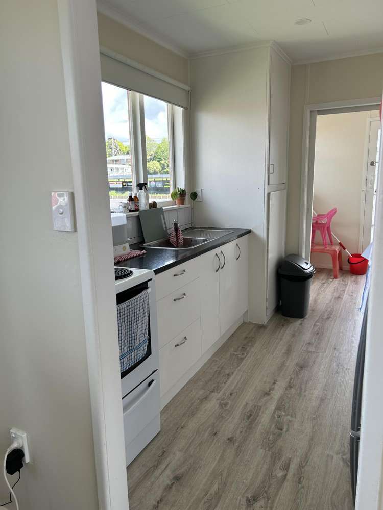 a/124 Kenny Street Waihi_4