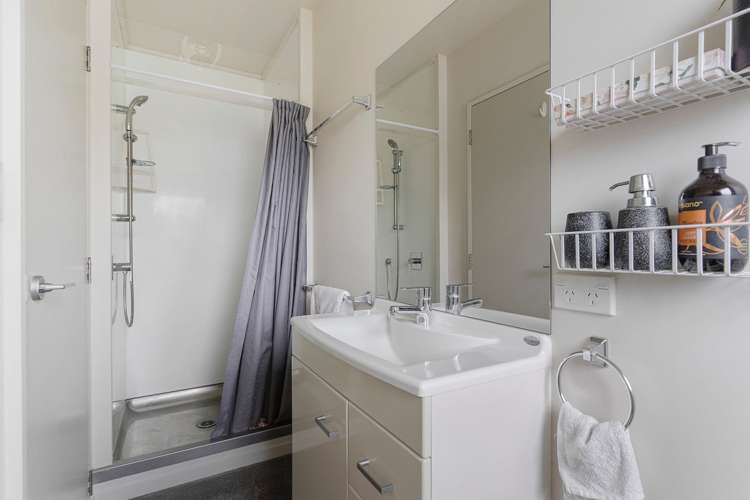 19 Dawn Parade Coastlands_10