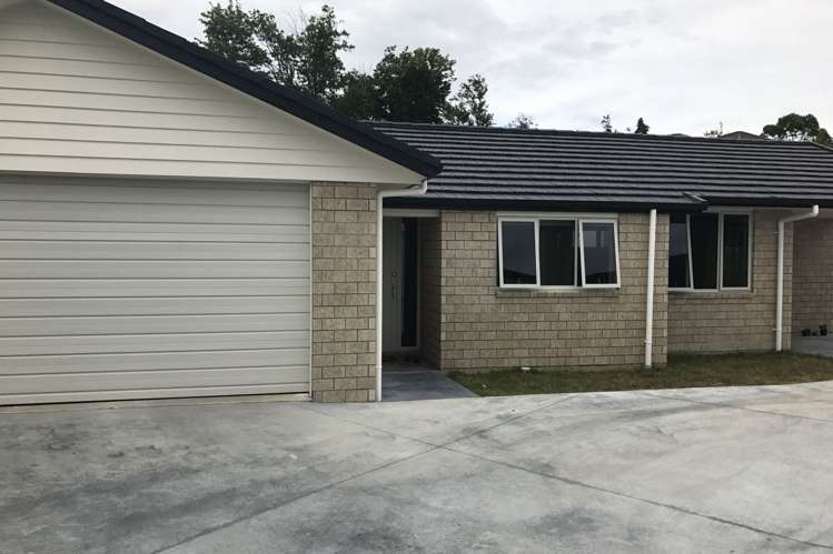 16 Simmonds Grove Greerton_2