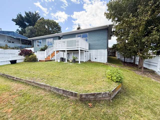 1 Mansell Road 1114_1