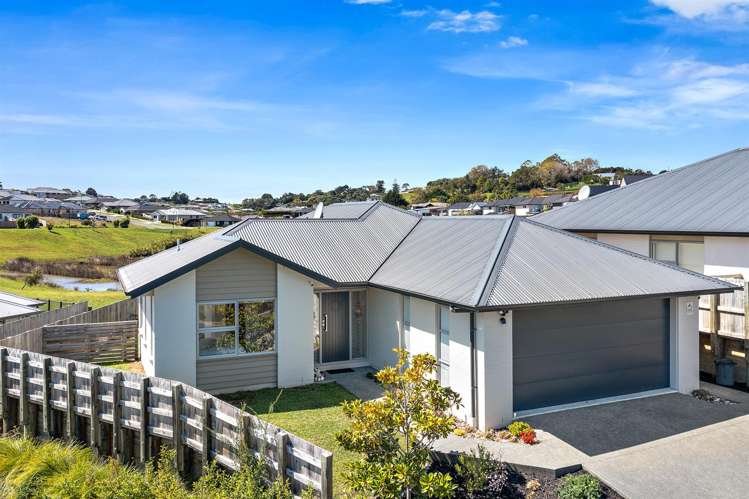 35 Fairwater Road Warkworth_29