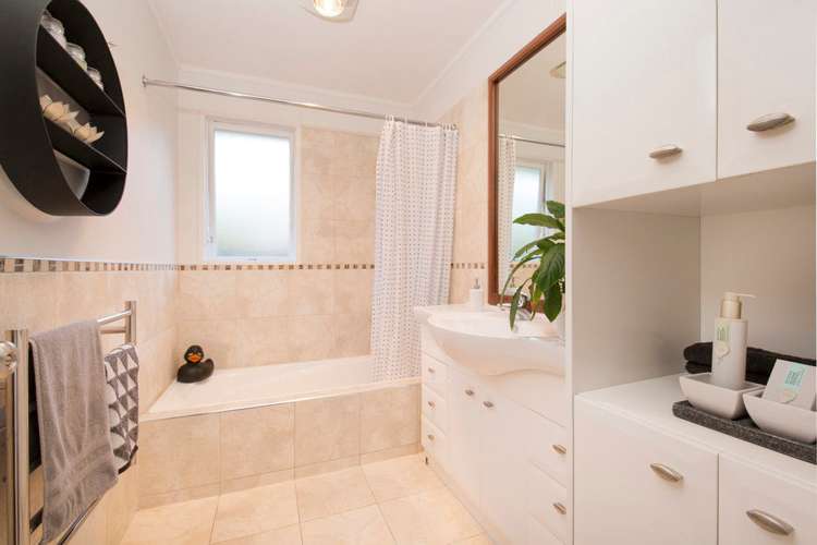 76 Advene Road Cockle Bay_12