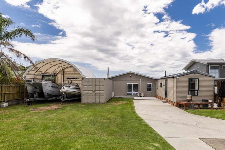 192 Harper Road Waimarama_16