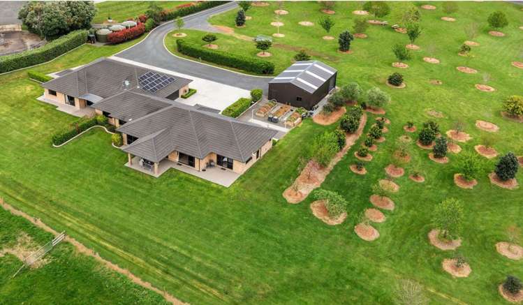 64 Hawthorne Lane Kingseat_32