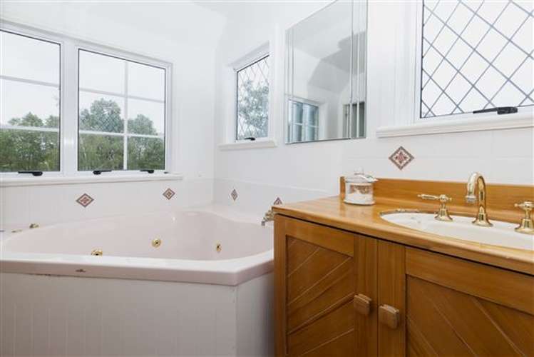 1740 Cust Road Cust_19