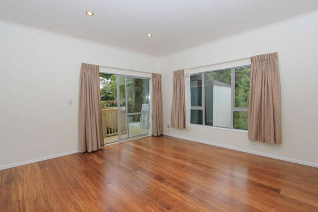 49B Gossamer Drive Pakuranga Heights_1
