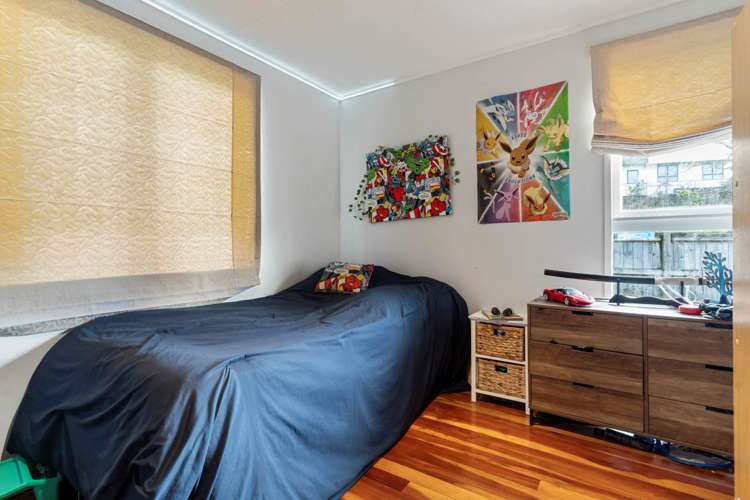 17 Lysander Crescent Beach Haven_7