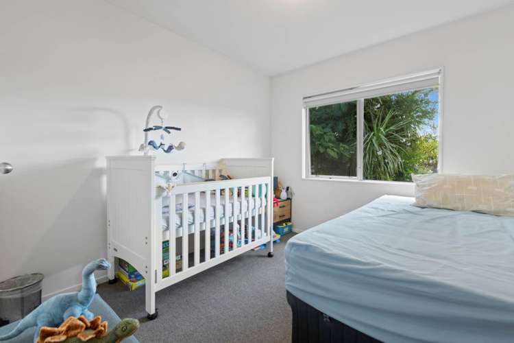 2/49 Meadway Sunnyhills_8