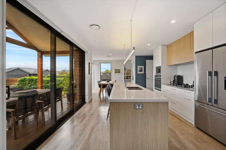 12 Sapphire Spring Rise_5