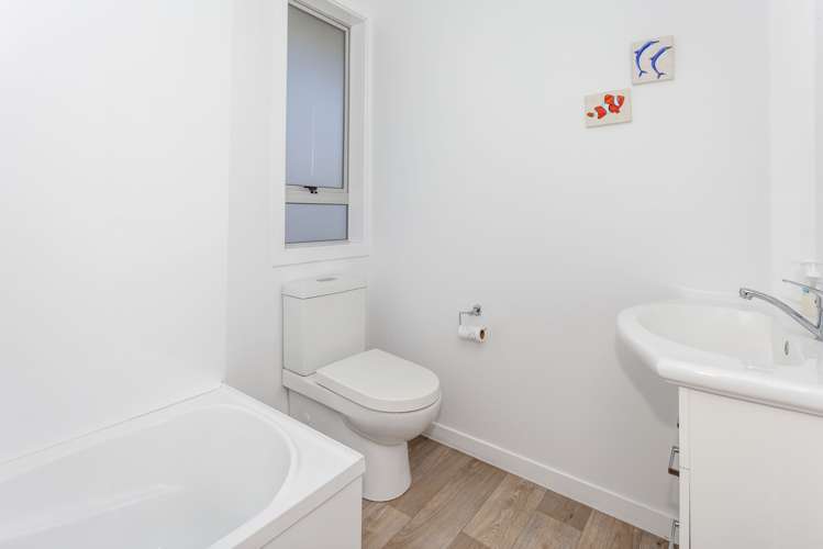 112a Hinemoa Street Whangamata_17