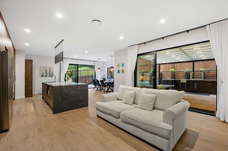 55 Godfrey Drive Orewa_11