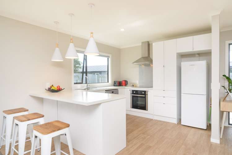 26 Wescombe Grove Feilding_2