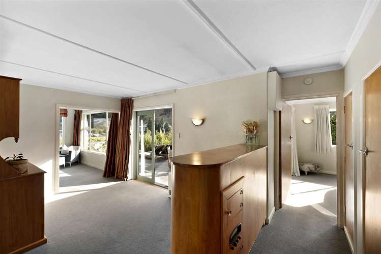 89 Hallenstein Street Queenstown_12