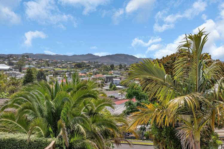 4 Saint Andrews Place Kamo_11