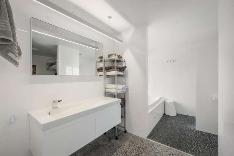2 West Street Waihi Beach_15