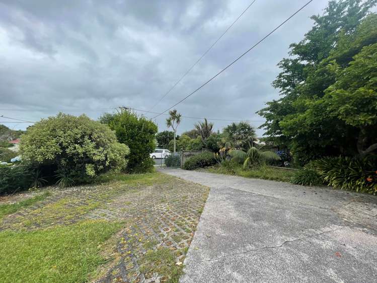 49 Vera Road Te Atatu South_16
