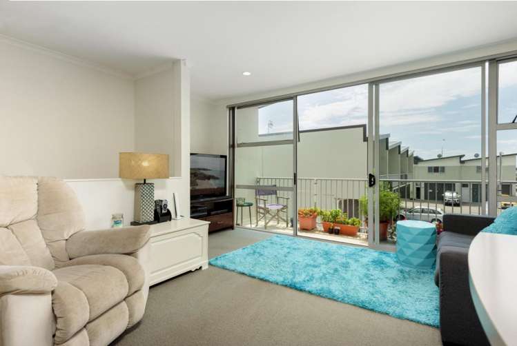 25/60 Parton Road 1131_7