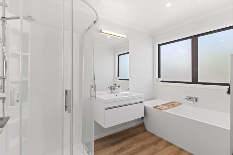 6 Whitehall Drive Springlands_13